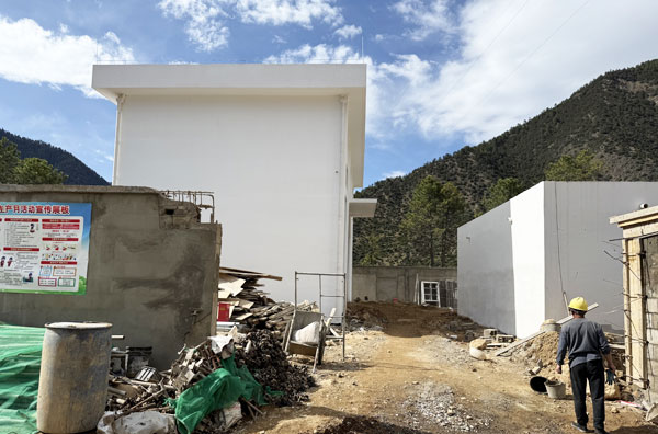 西藏昌都市2套30m3/h一體化凈水設備安裝調試項目