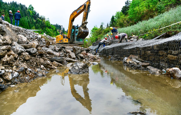 �F�����x����Ƭ�^�r��Ҏģ����ˮ����